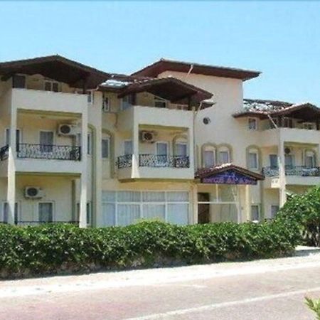 Ince Aparts İçmeler Exterior foto