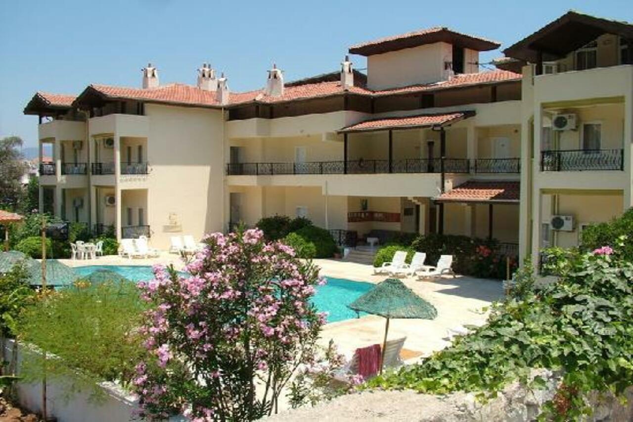 Ince Aparts İçmeler Exterior foto